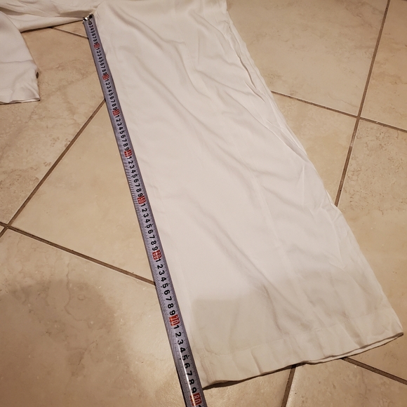 Light ◽ Wide Flowy Pants - Picture 4 of 4